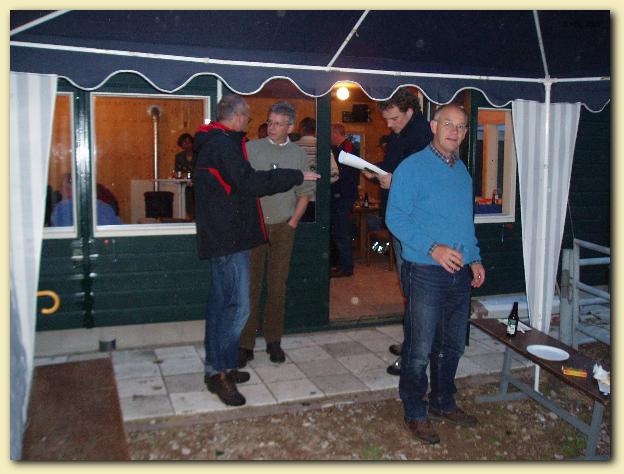 602x451 pixels (47K)